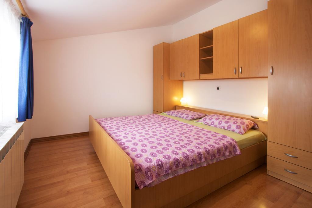 Apartments Ava Пореч Екстериор снимка