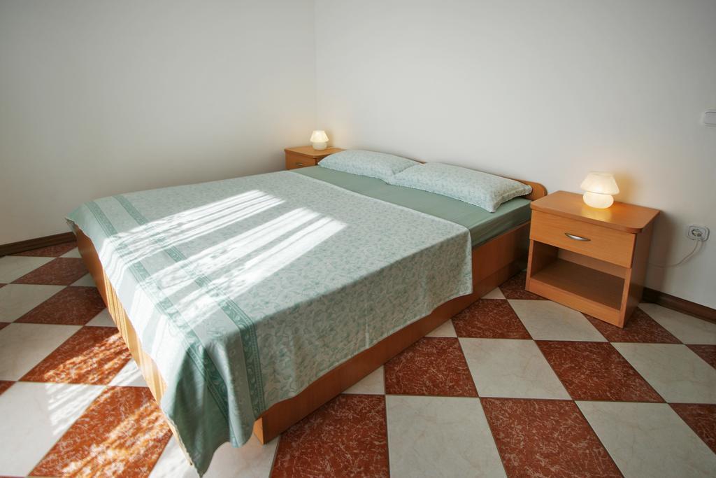 Apartments Ava Пореч Екстериор снимка