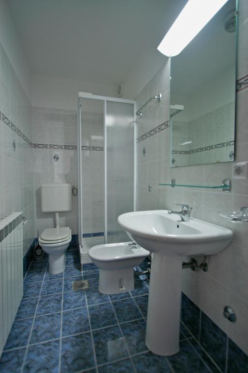 Apartments Ava Пореч Екстериор снимка