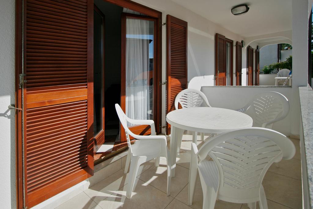 Apartments Ava Пореч Екстериор снимка