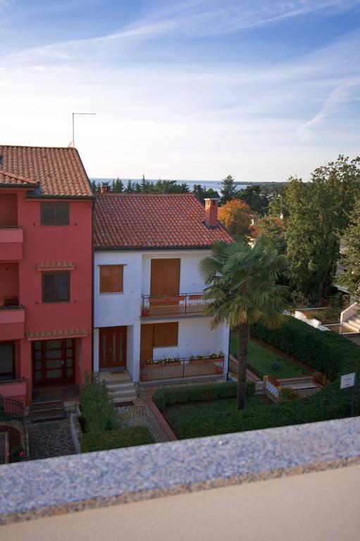 Apartments Ava Пореч Екстериор снимка